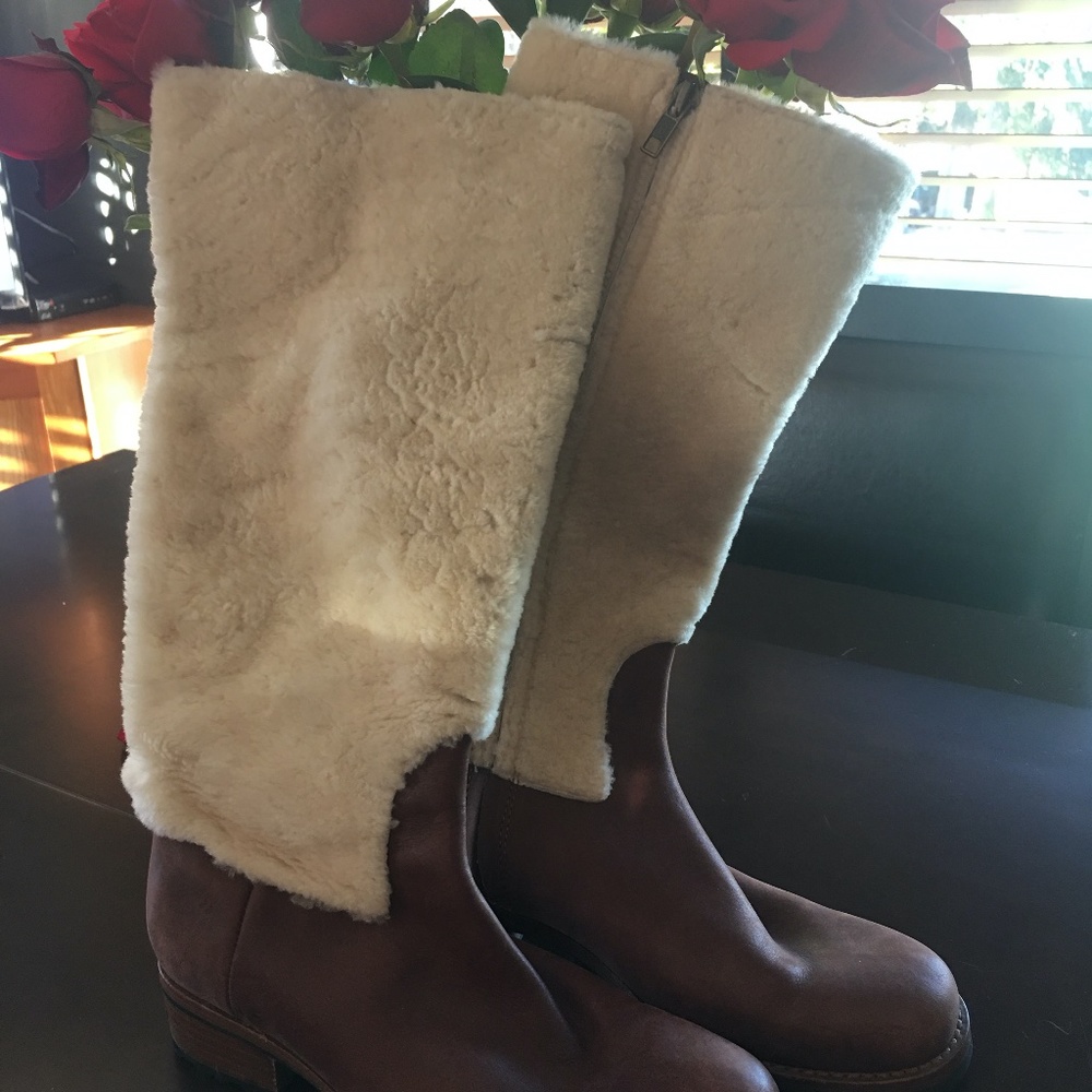 UGG BOOTS